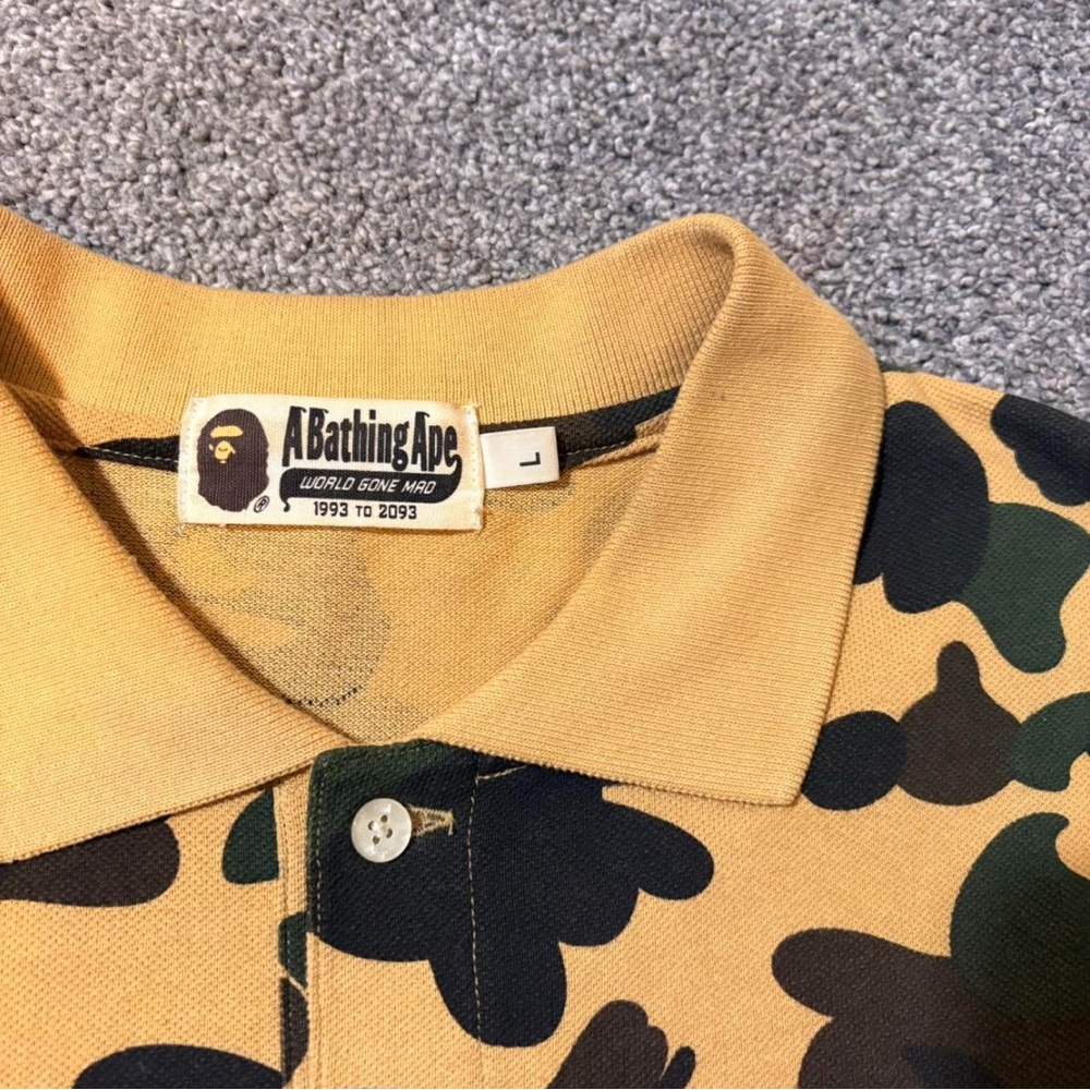A Bathing Ape Men's Camouflage Polo Shirt - Tan and Green
